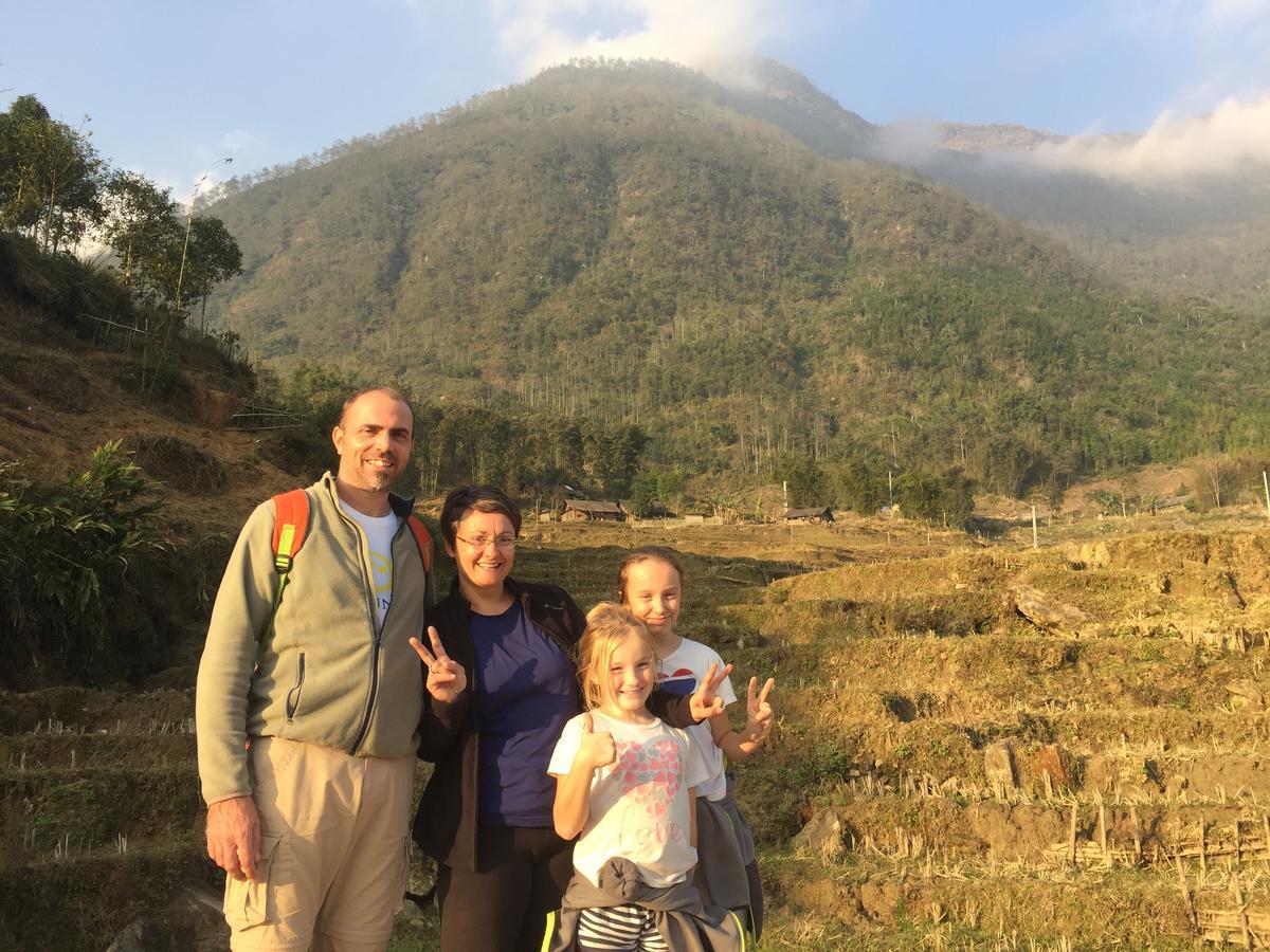 Freedom Homestay & Trekking ซาปา ภายนอก รูปภาพ